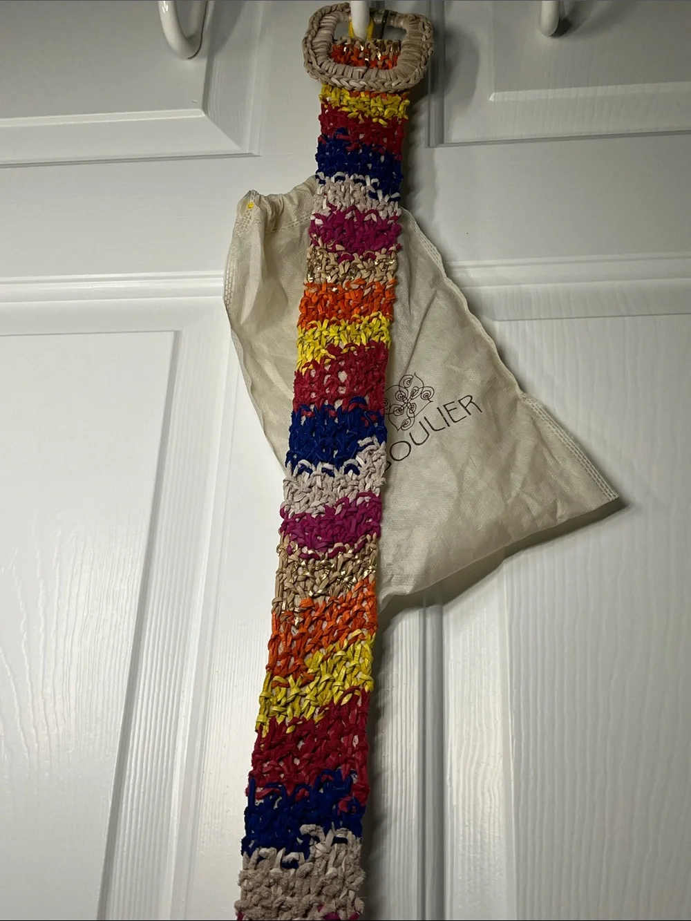 Soulier fun and unique multi color belt